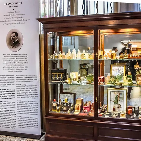 Mercure Paris Longchamp Hotel 4*