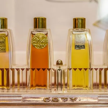 Hotell Mercure Paris Longchamp 4*