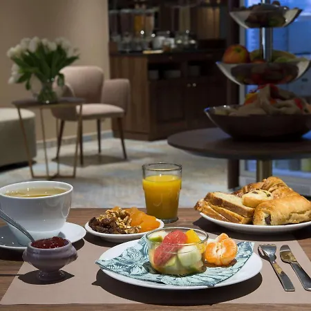 Hotell Mercure Paris Longchamp Suresnes