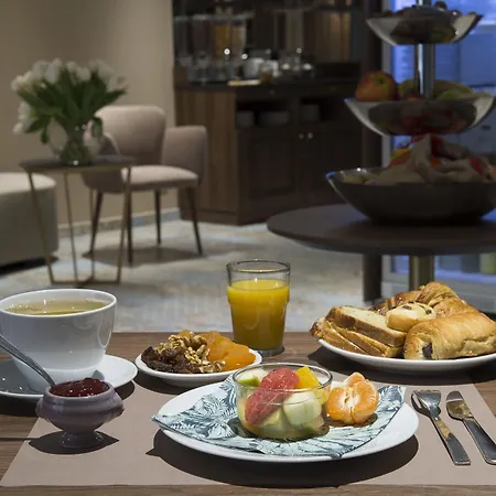 Mercure Paris Longchamp Hotel