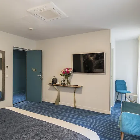 Hotell Mercure Paris Longchamp 4*