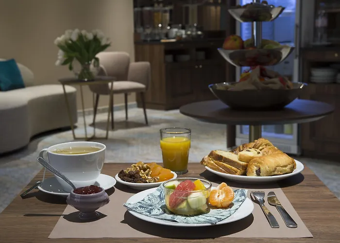 Mercure Paris Longchamp Hotel