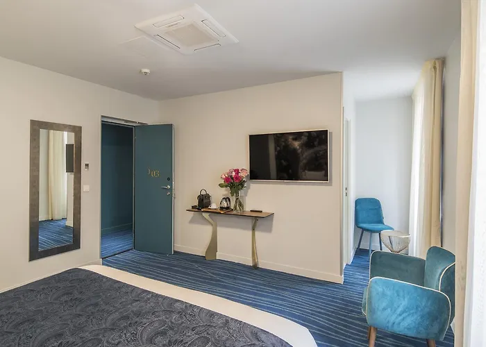 מלון Mercure Paris Longchamp 4*