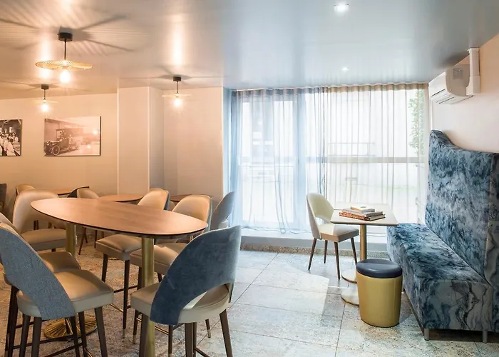 Hotel Mercure Paris Longchamp 4*