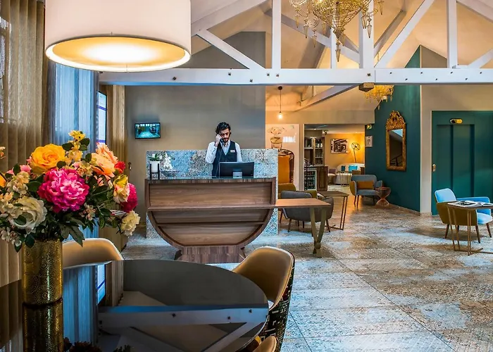 מלון Mercure Paris Longchamp